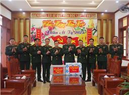 Thiếu tướng La Công Phương, Bí thư Đảng ủy, Chính ủy Quân khu thăm, chúc tết cán bộ, chiến sĩ Trung đoàn 246